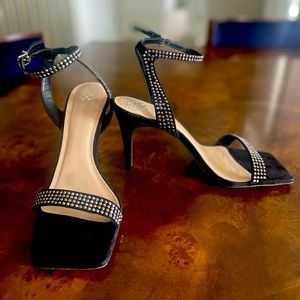 Vince Camuto Black Suede Sandals with Crystal Studs size 10